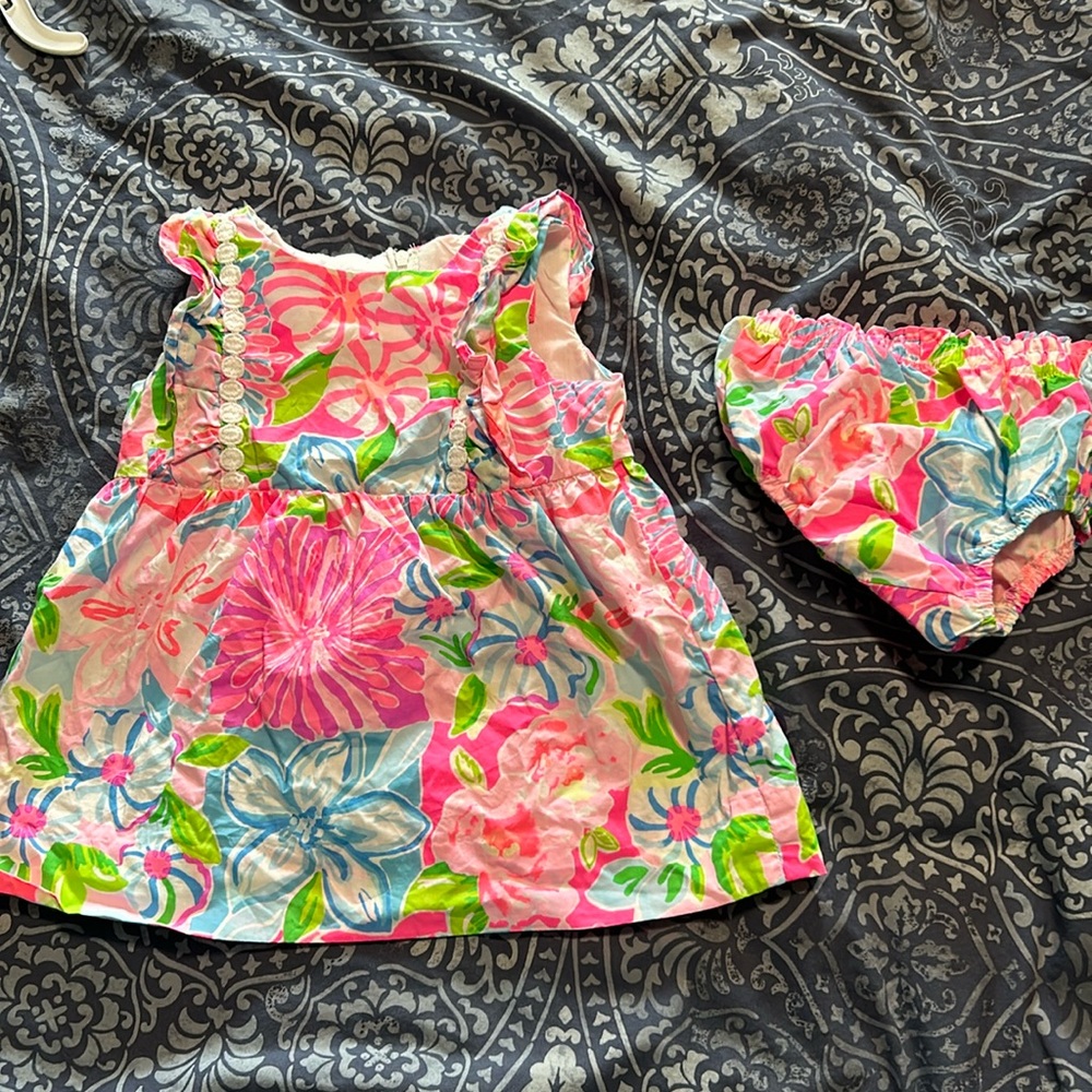 EUC Lilly Pulitzer baby set size 6-12 months